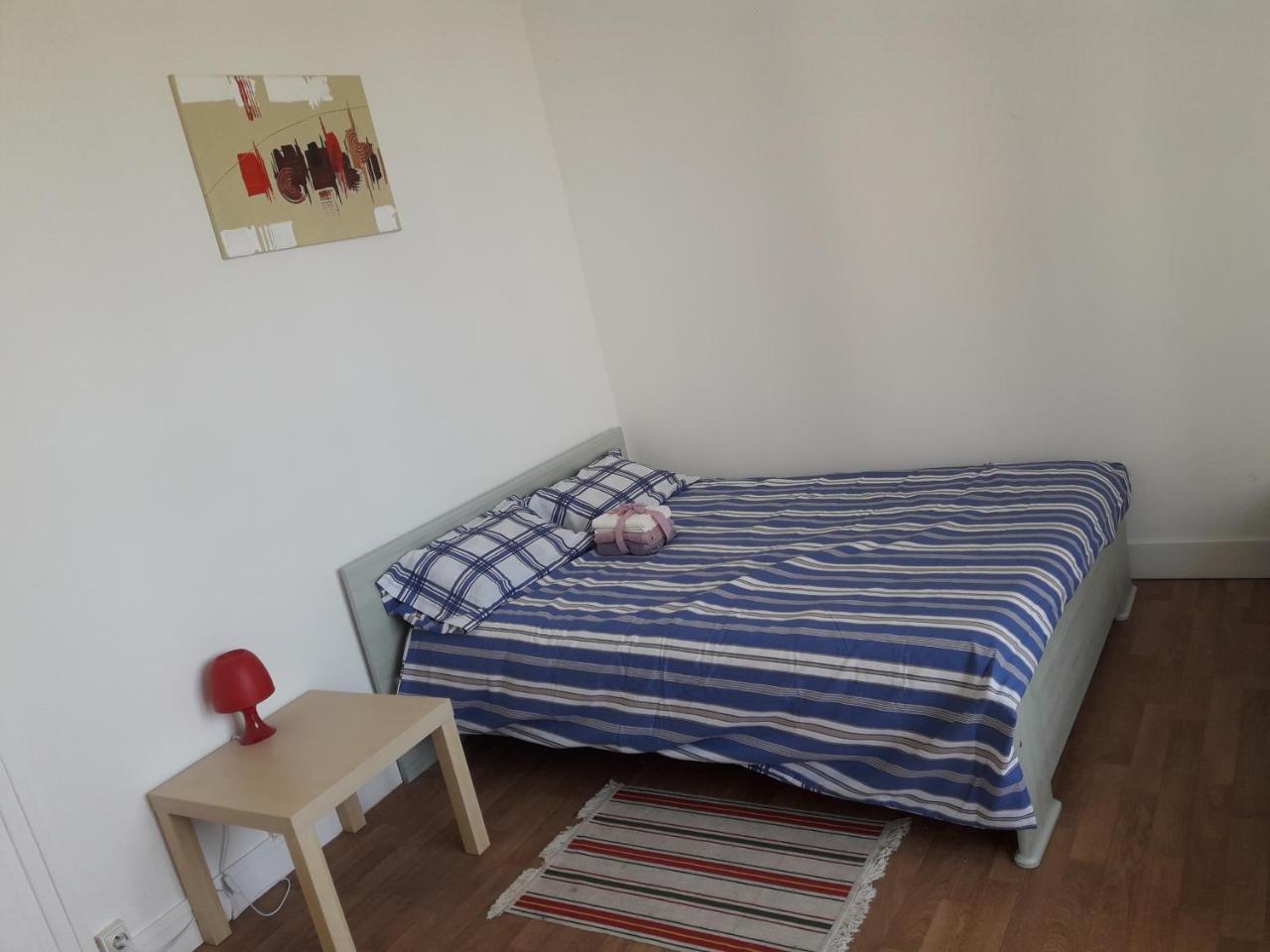 Hotel Lesembruns Le Havre Pokoj fotografie